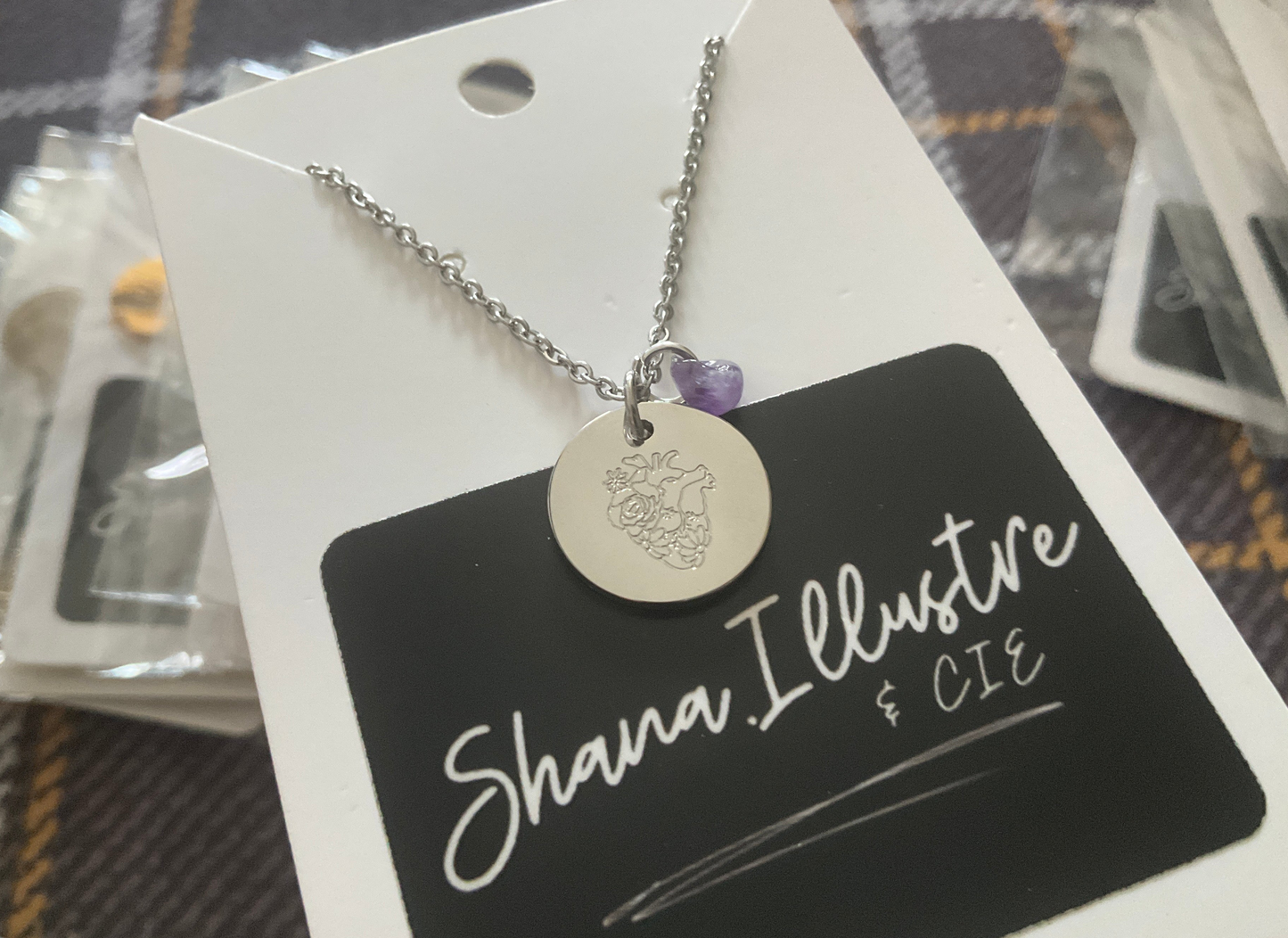 COLLIER «DEMAIN, A BESOIN DE TOI»