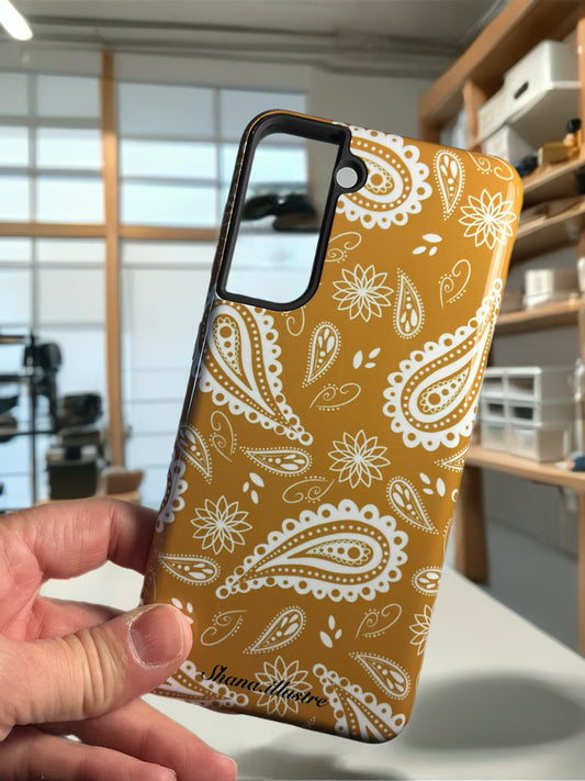 COQUE CELLULAIRE «BANDANA»